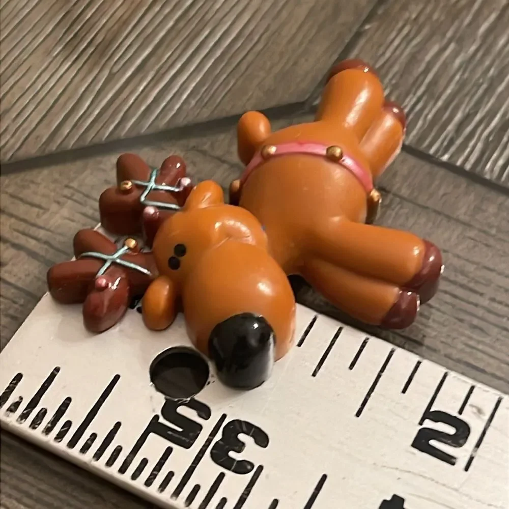 Vintage Russ Brown Reindeer Brooch - Christmas Brooch Holiday Pin